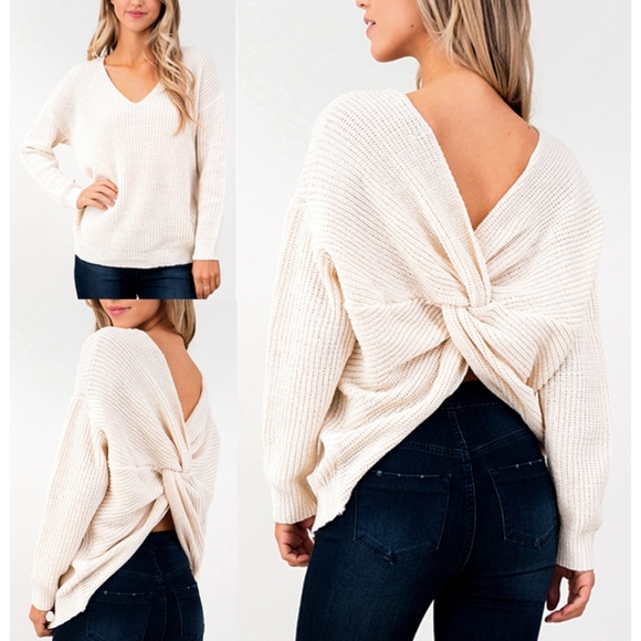 Forever 21 Sweaters - Last☝️ Cream Twist Knotted Back Slouchy Sweater